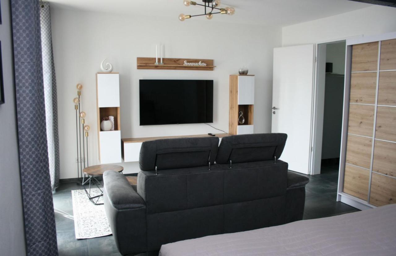 Die Traumhafte - Stilvolle Ferienwohnung Mit Komfort 克莱沃 外观 照片